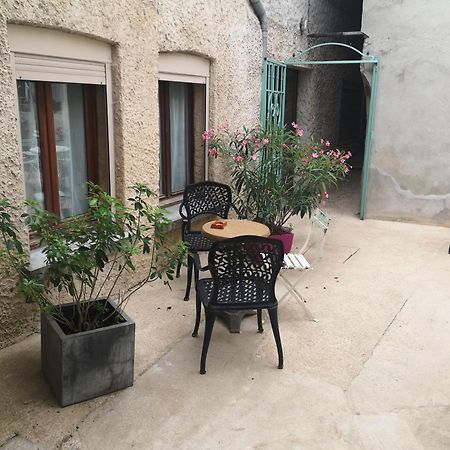Cottage Au Terminus 奥特维莱尔 外观 照片